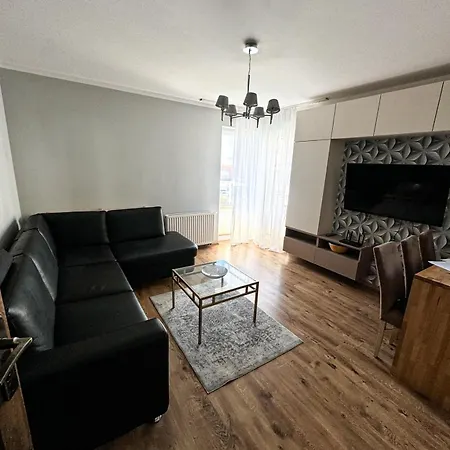 The Third Six Apartamento